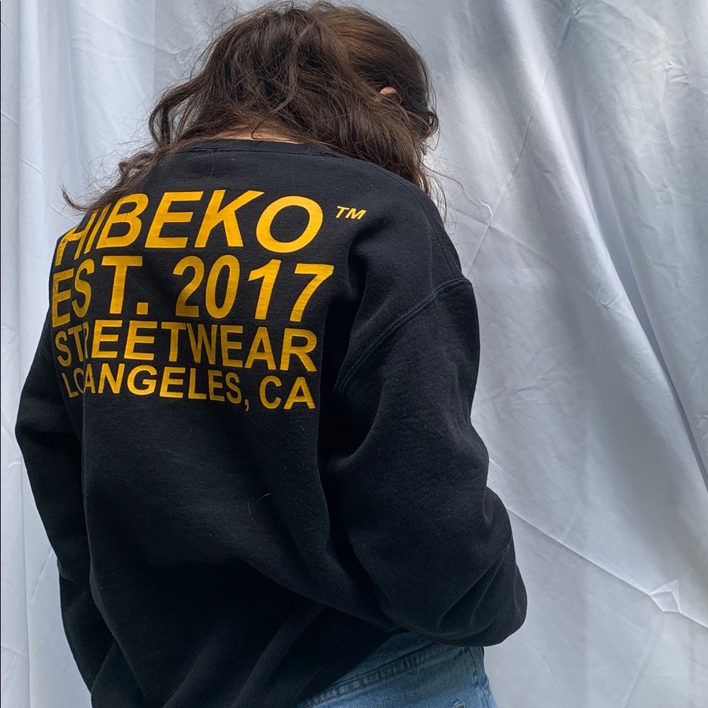 hibeko streetwear sweatshirt